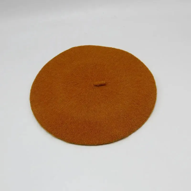 Warm Wool Beret – Soft Solid Winter Hat